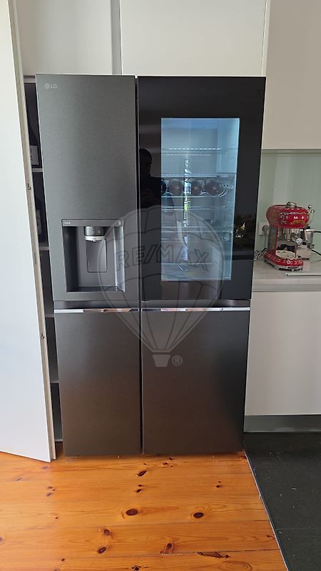 Apartamento T4 em Penha de França 11
