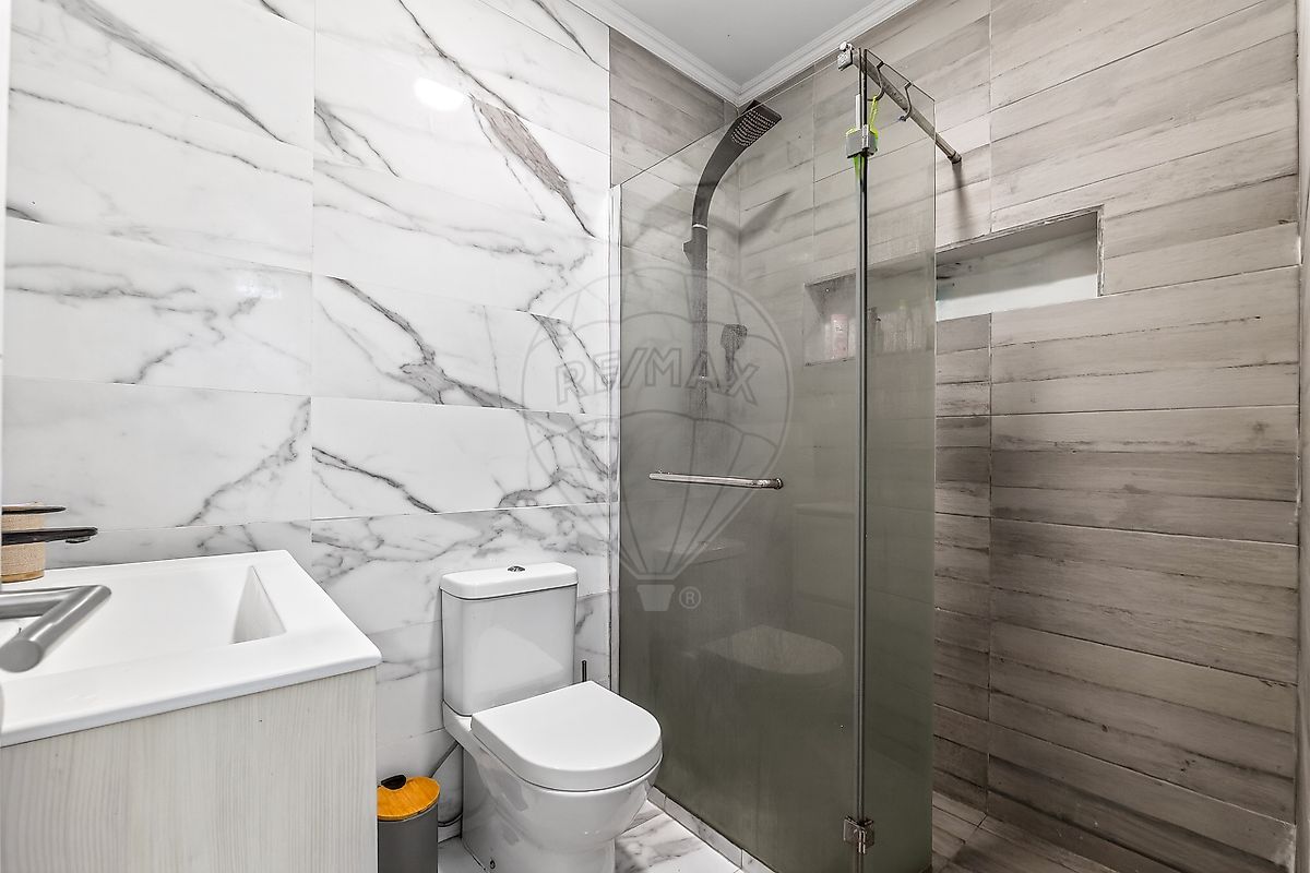 Apartamento - Santo António da Charneca, Barreiro, Setúbal