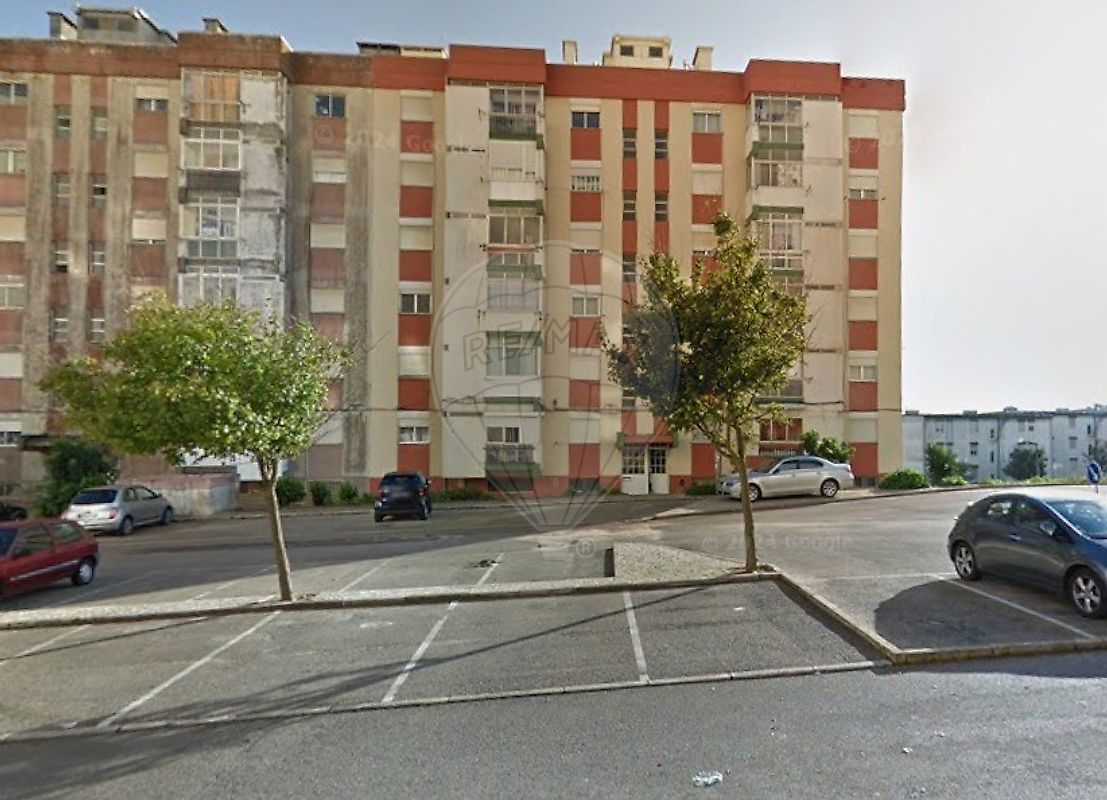 Apartamento T1 à venda em Sintra