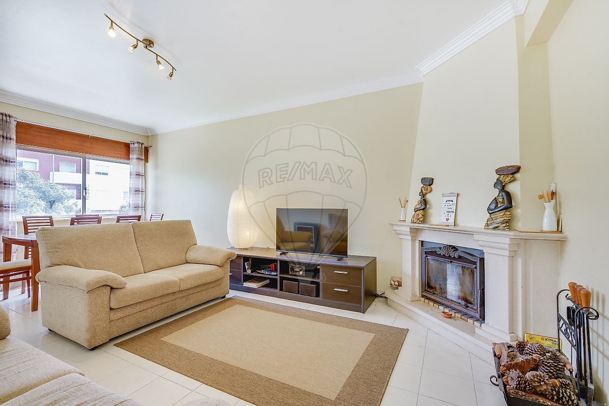 Apartamento T2 à venda em Oeiras