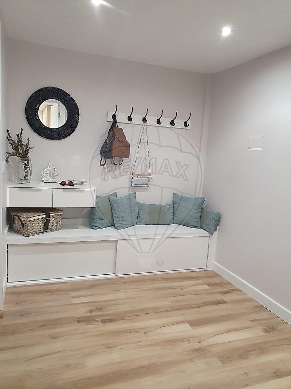 Apartamento T4 à venda em Loures