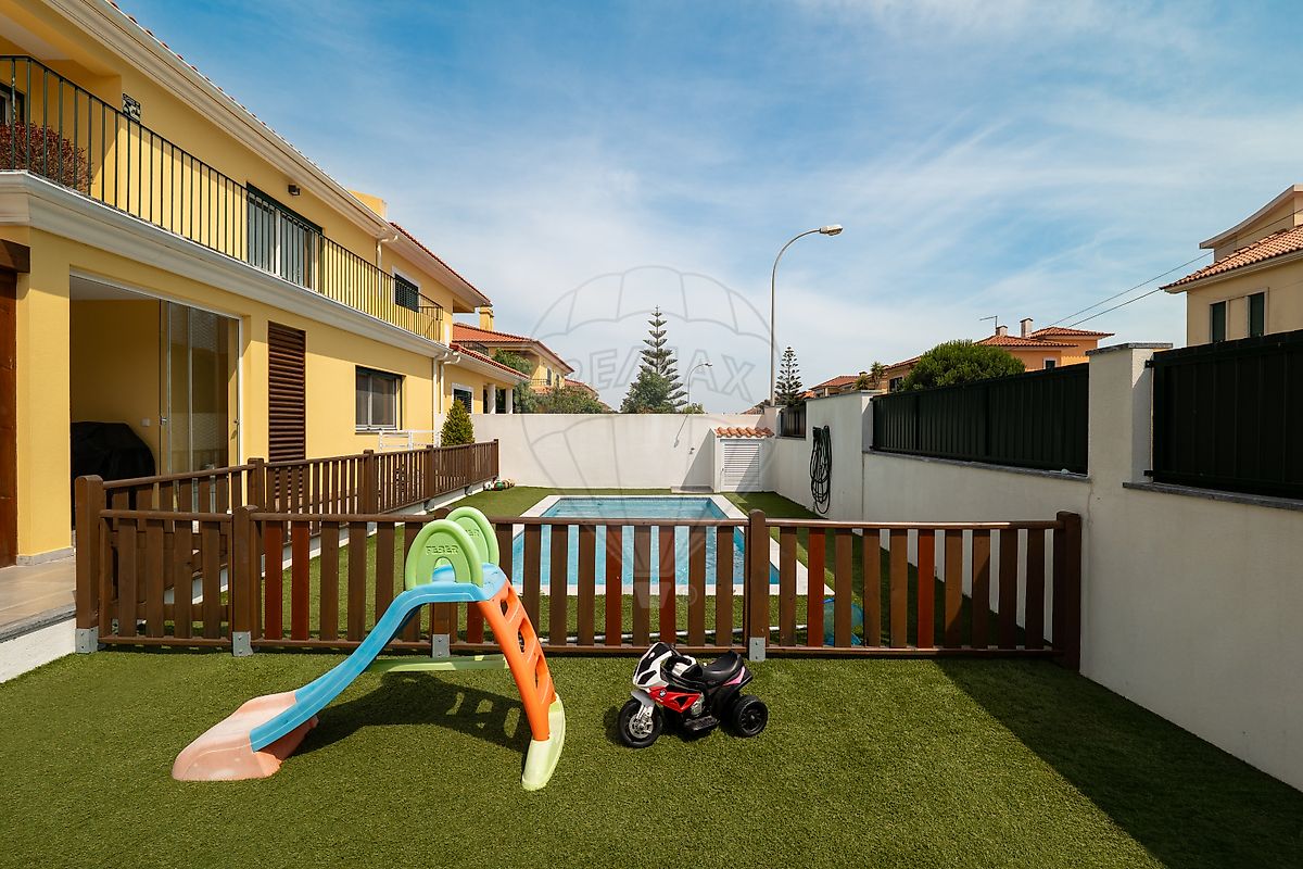 Apartamento T5 à venda em Oeiras