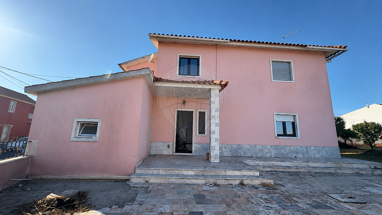 Apartamento T3 à venda em Sintra
