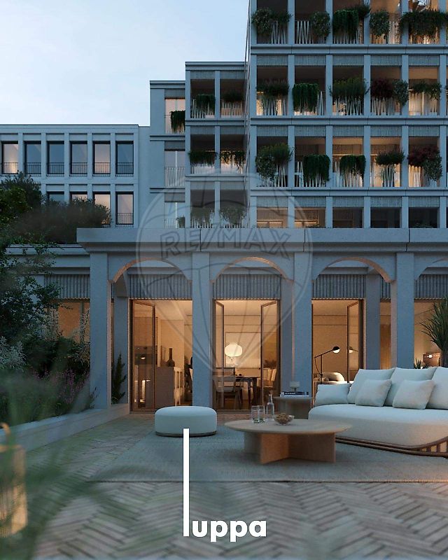 Apartamento T3 à venda em Porto