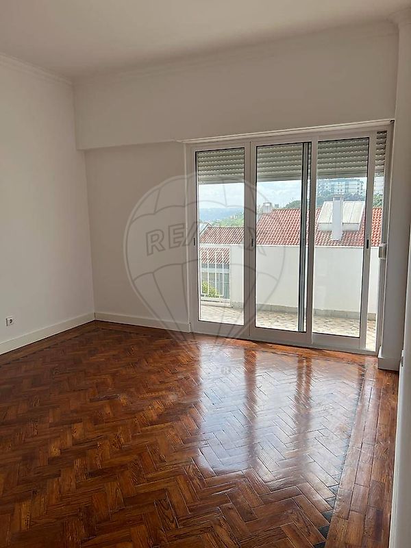 Apartamento - Ramada e Caneças, Odivelas, Lisboa