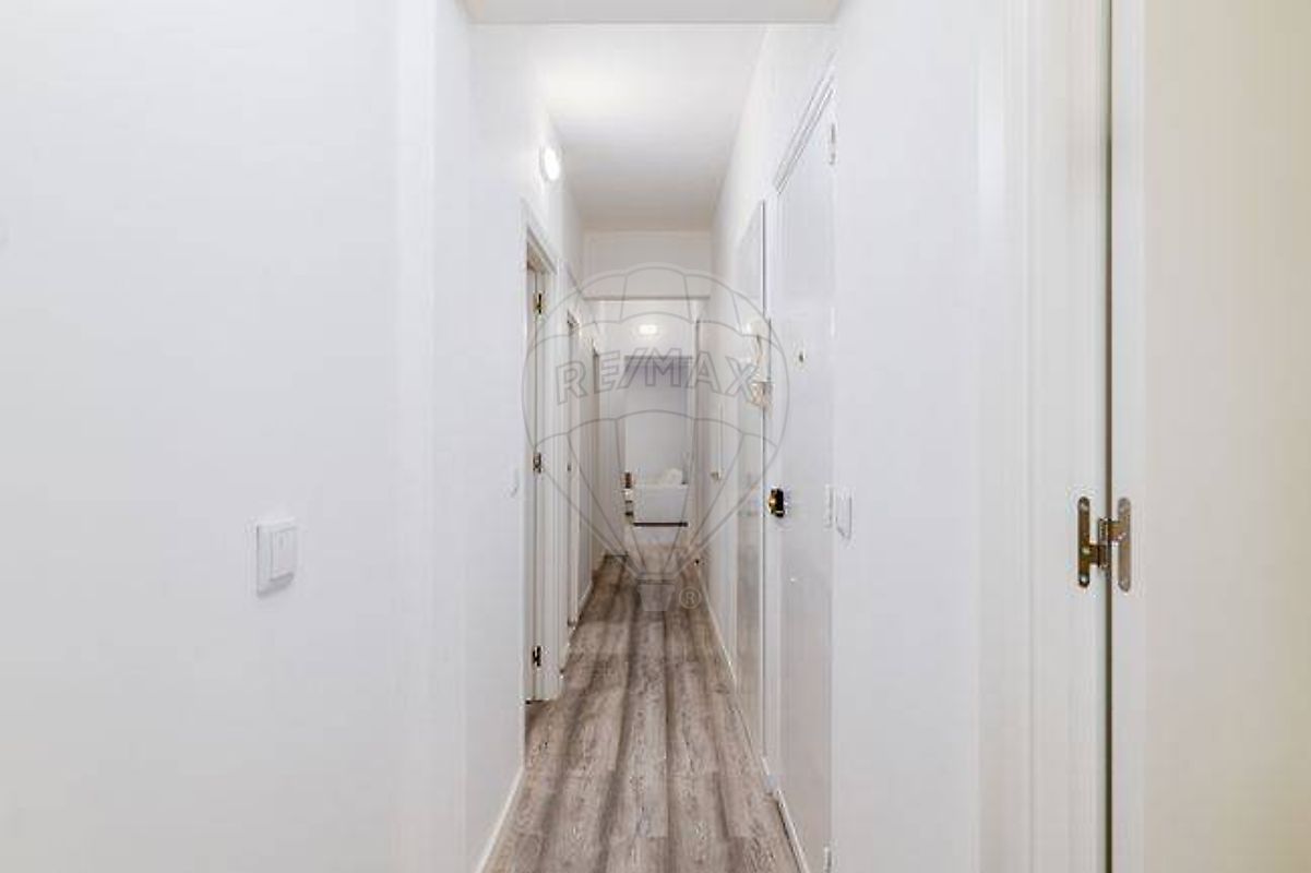 Apartamento T5 à venda em Venteira, Amadora — foto 14