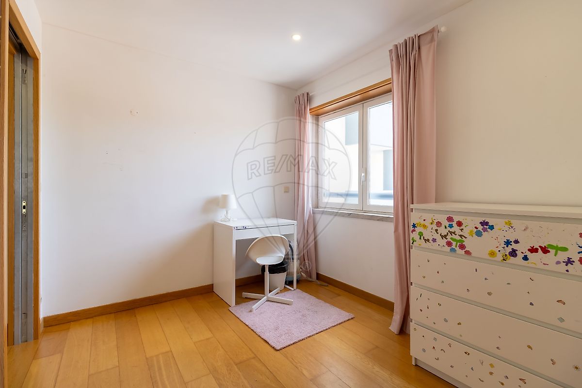 Apartamento T3 para arrendar em Lisboa