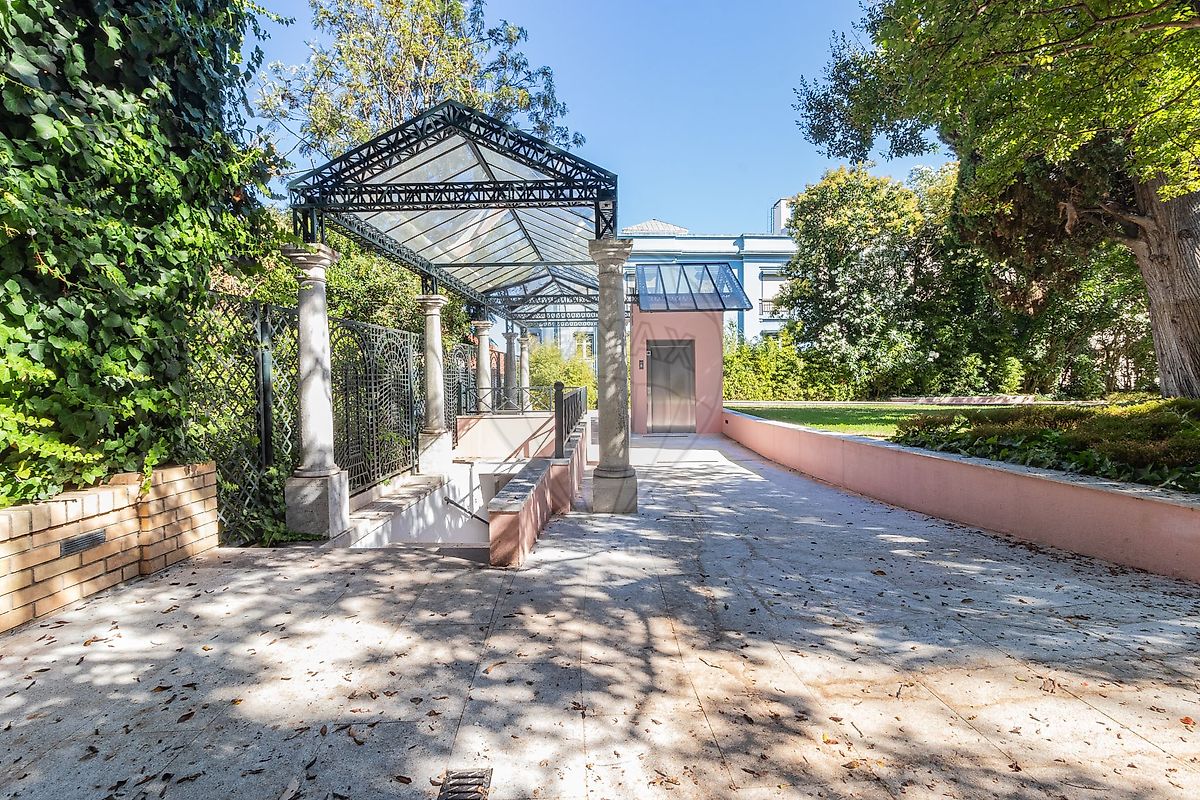 Apartamento T4 à venda em Lisboa
