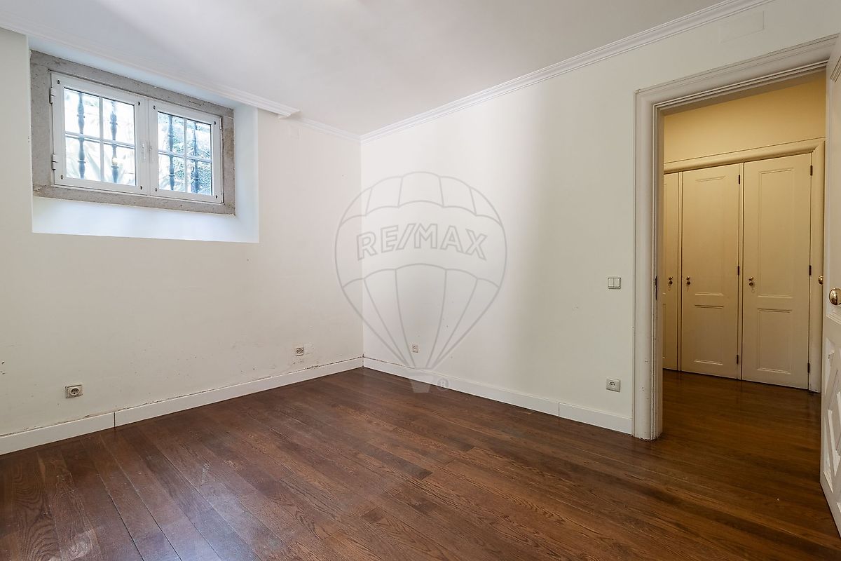 Moradia T4 à venda em Estrela, Lisboa — foto 33