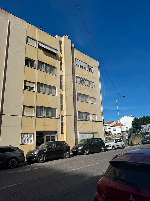 Apartamento T2 à venda em Alenquer