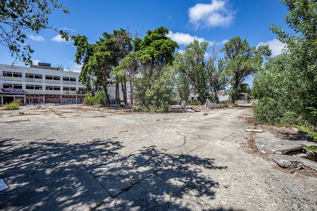 listing 121011131-708 picture-0