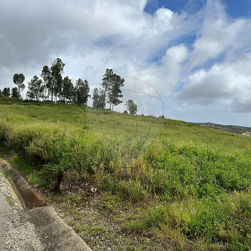 Land for sale in Torres Vedras, Portugal — €77,500