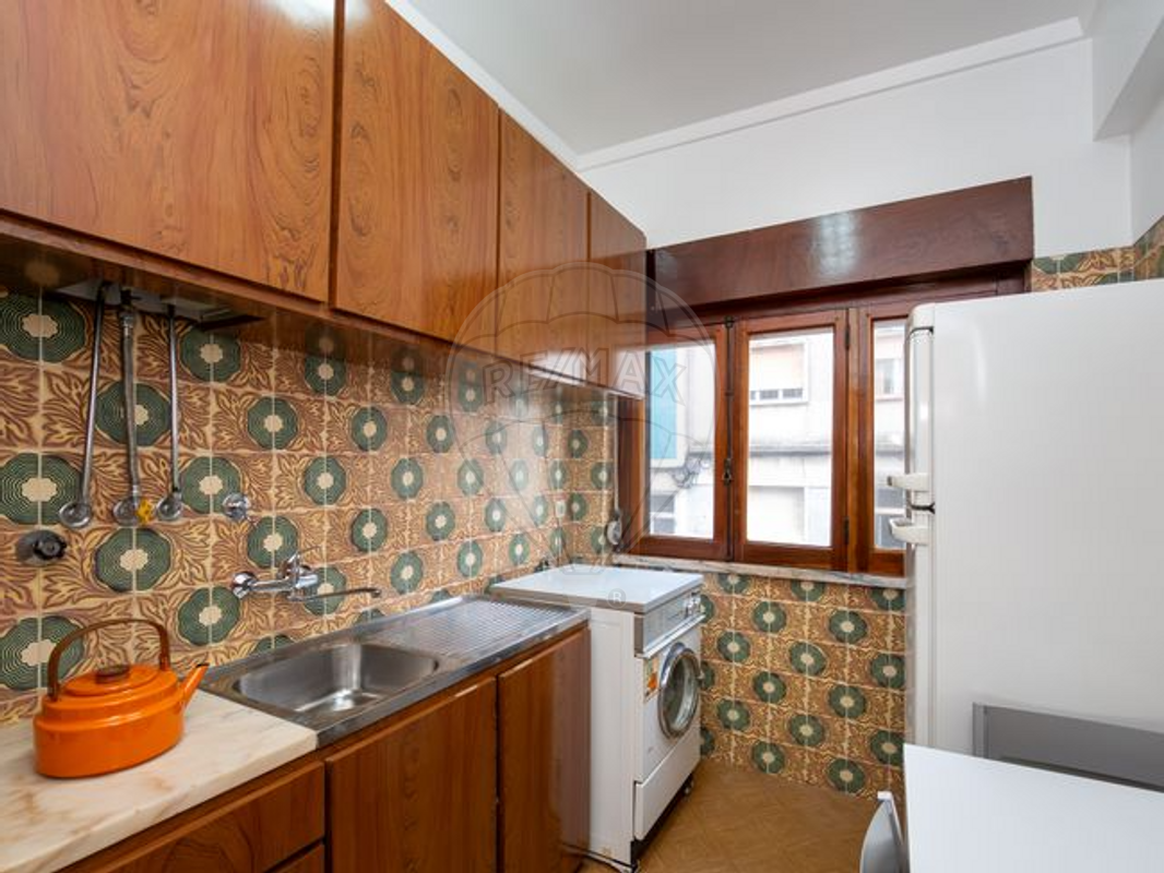 listing 121011473-45 picture-0