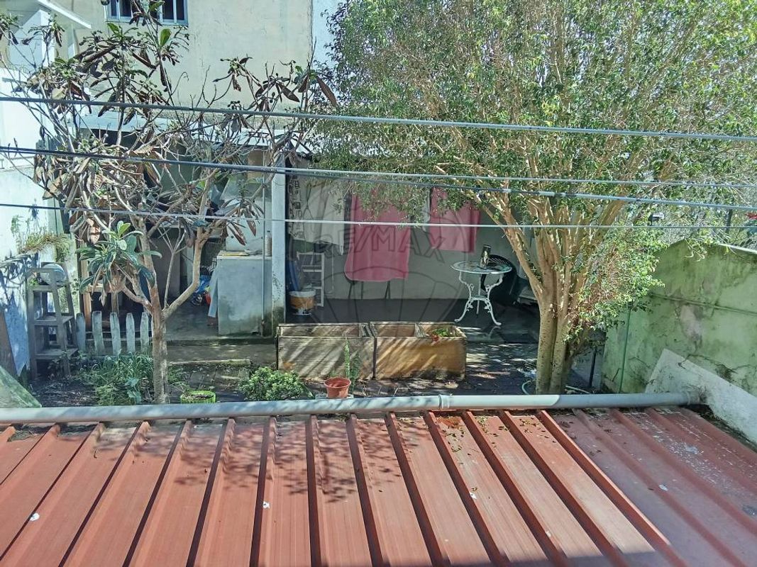 listing 121011438-104 picture-0