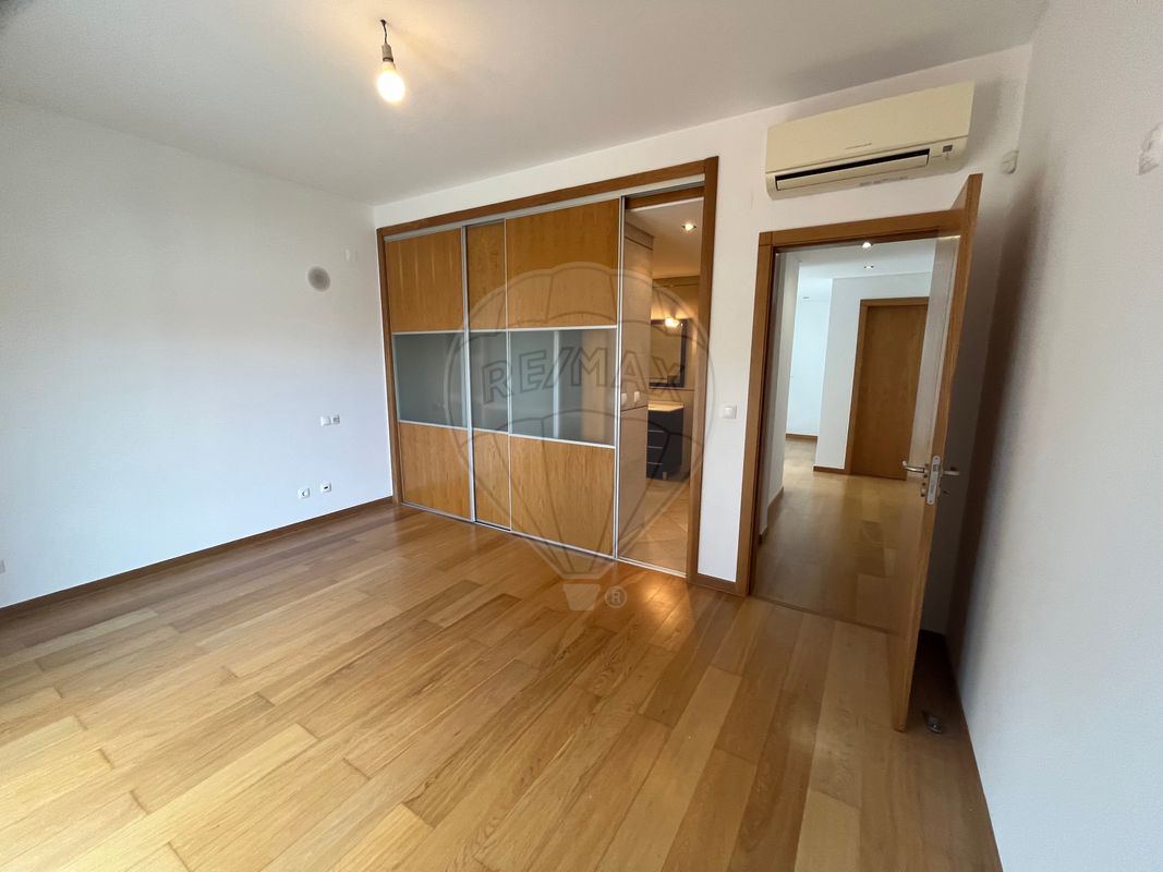listing 121011508-5 picture-0