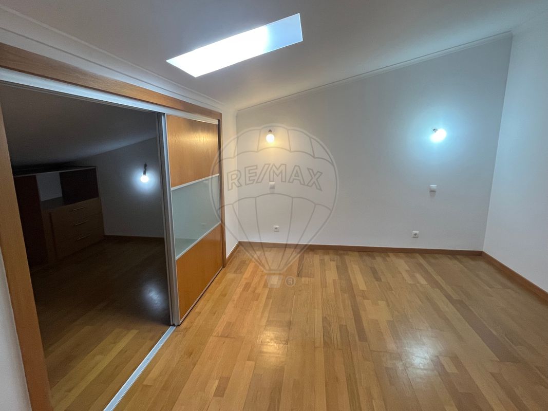 listing 121011508-5 picture-0