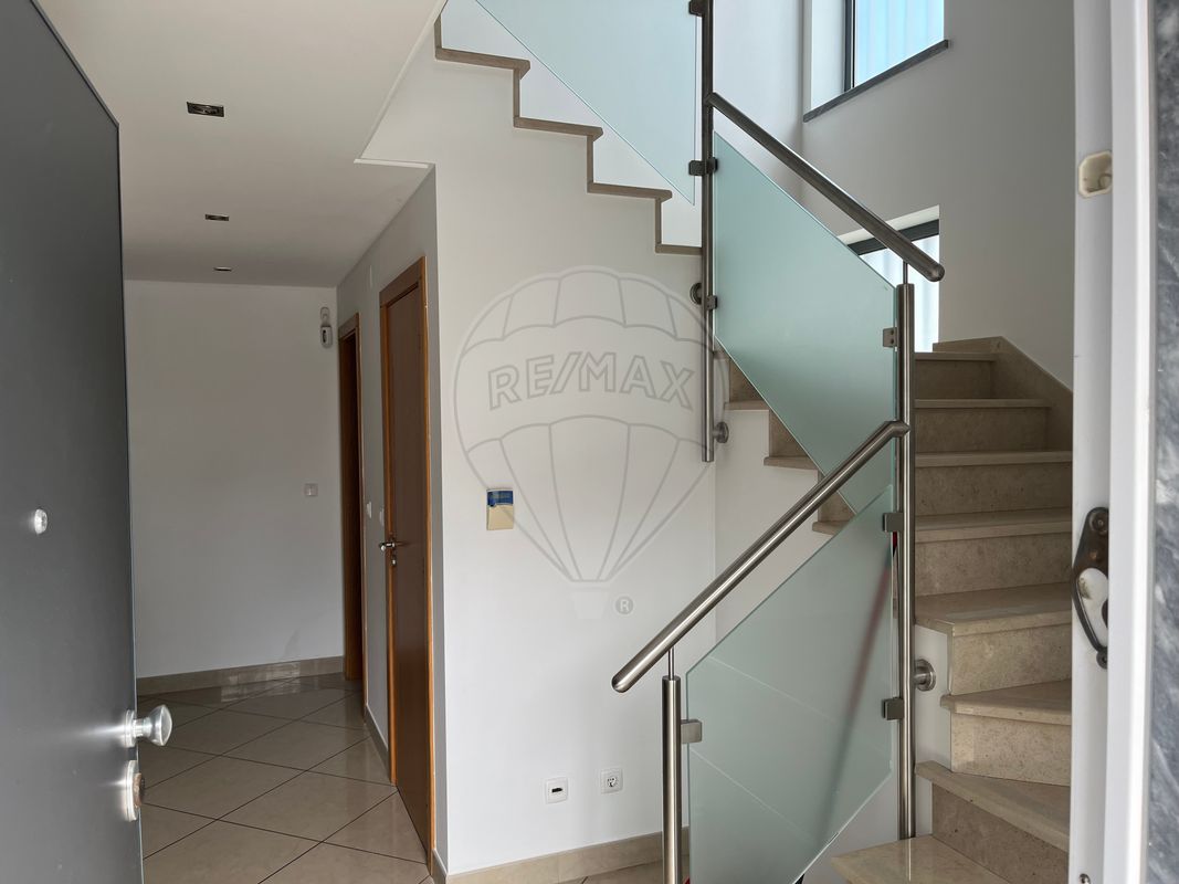 listing 121011508-5 picture-0