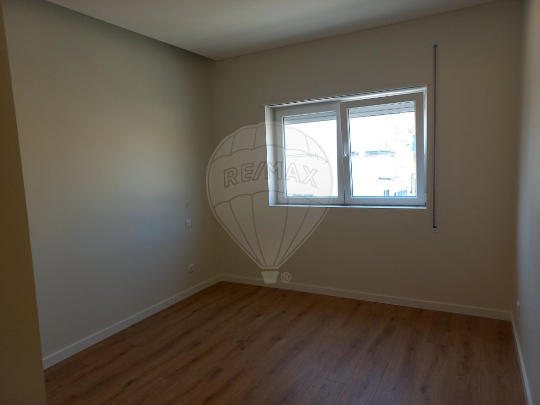 listing 121011519-4 picture-0