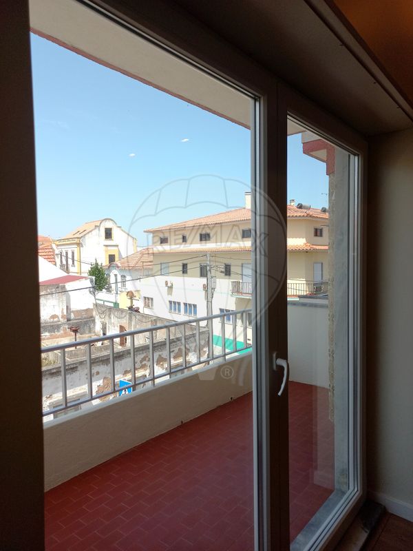 listing 121011519-4 picture-0