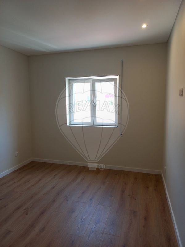 listing 121011519-4 picture-0