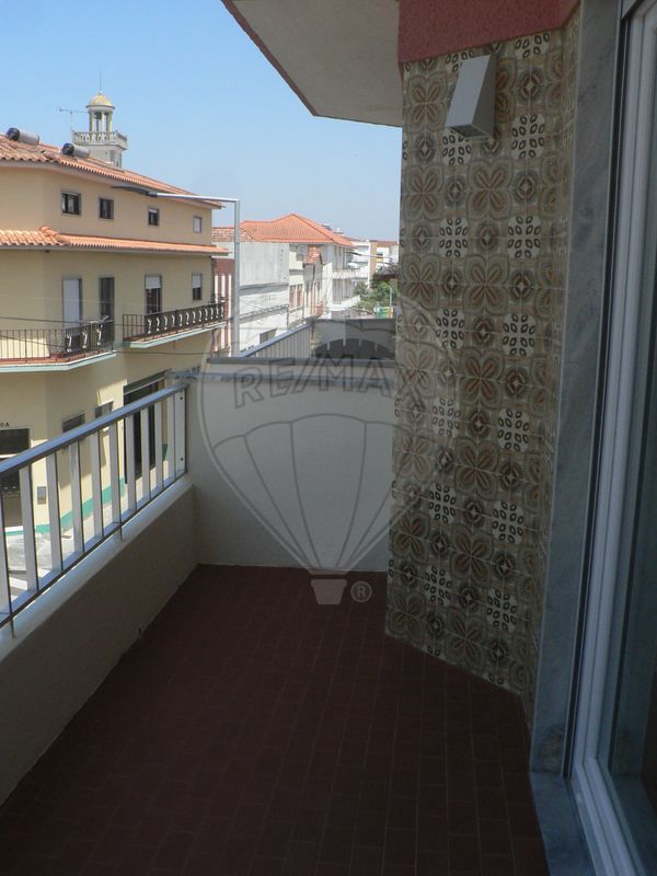 listing 121011519-4 picture-0