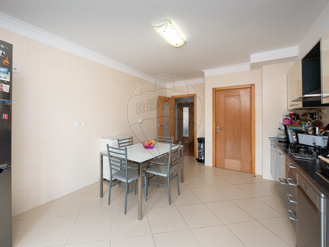 listing 121011519-5 picture-0