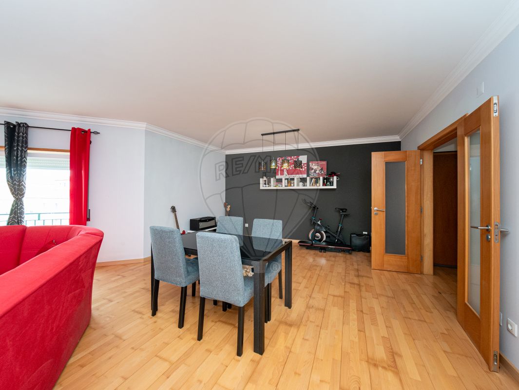 listing 121011519-5 picture-0
