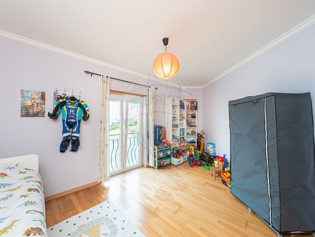 listing 121011519-5 picture-0