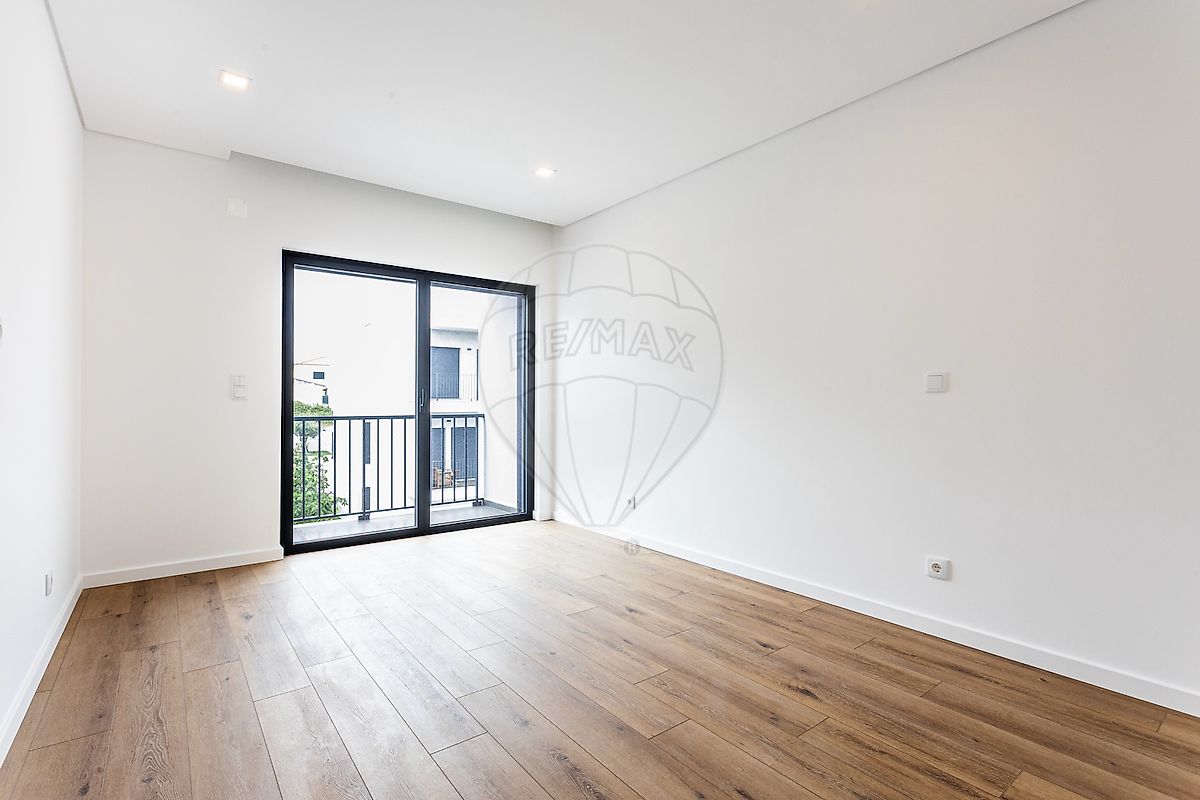 listing 121011131-774 picture-0