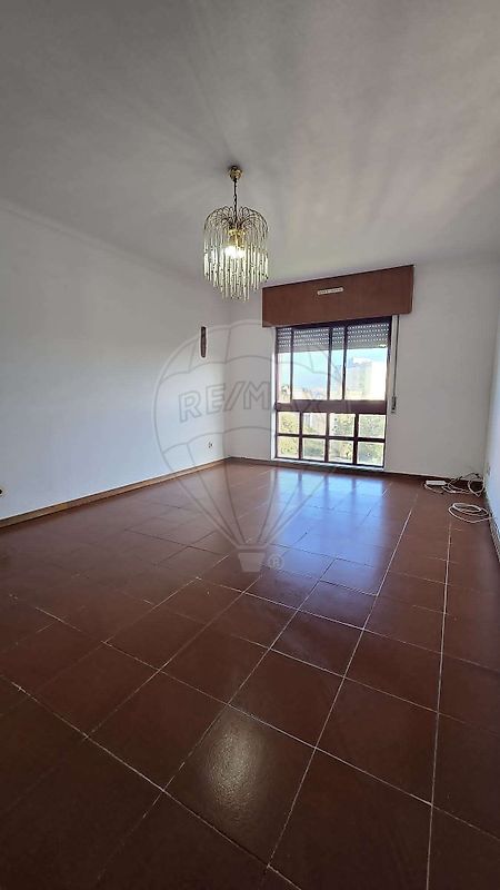Apartamento T3 à venda em Sintra