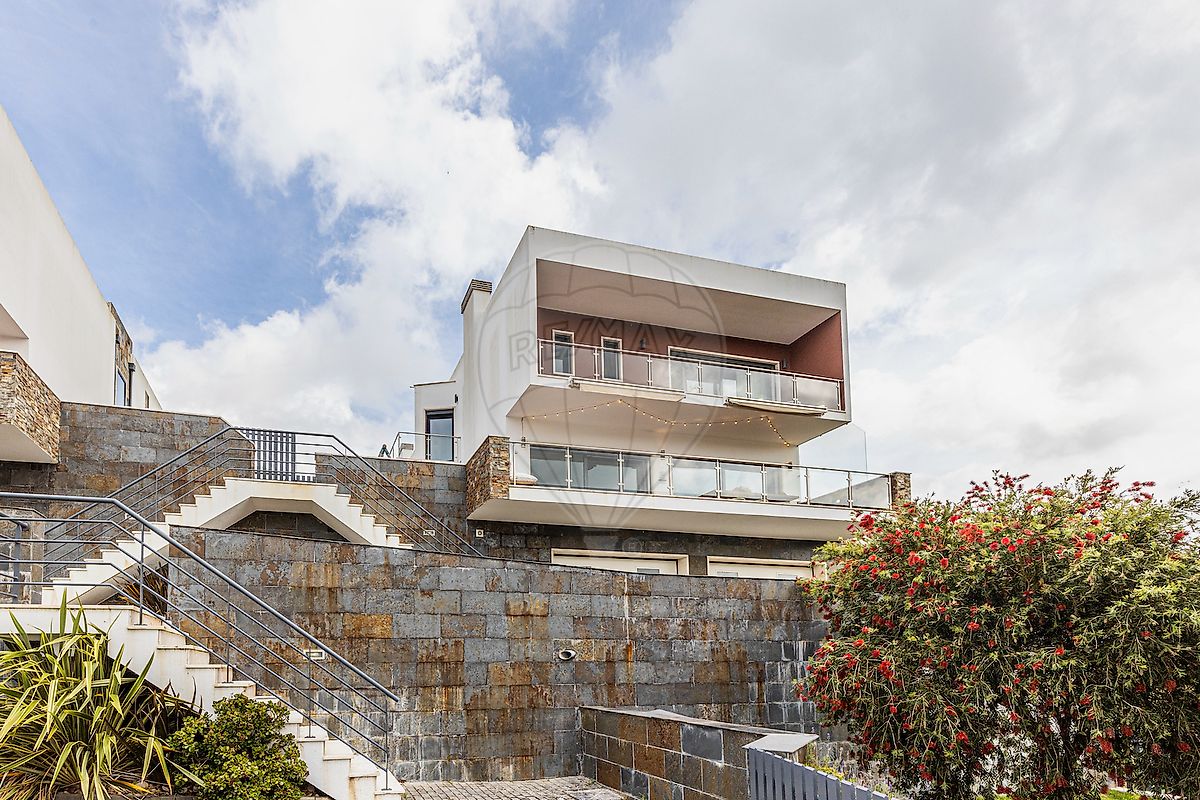 Moradia T6 à venda em Mafra