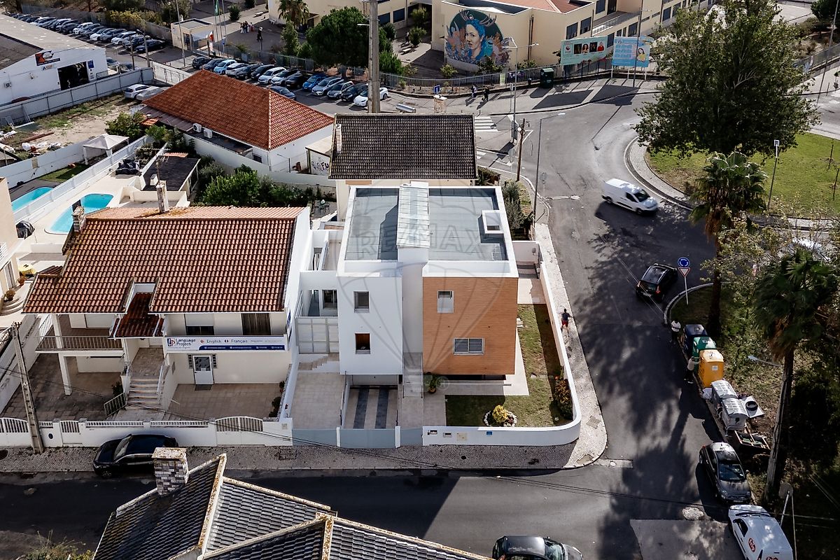 Moradia T3 à venda em Loures