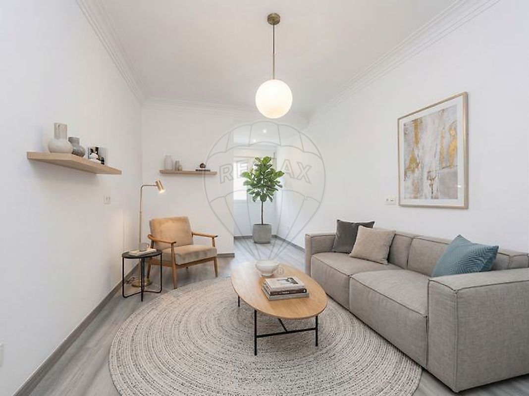 Apartamento T2 à venda em Amadora