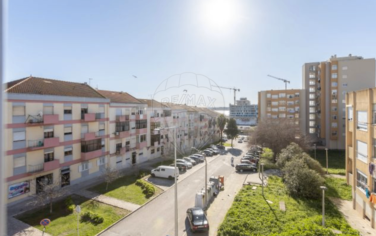 Apartamento T2 à venda em Alto do Seixalinho, Santo André e Verderena, Barreiro — foto 3