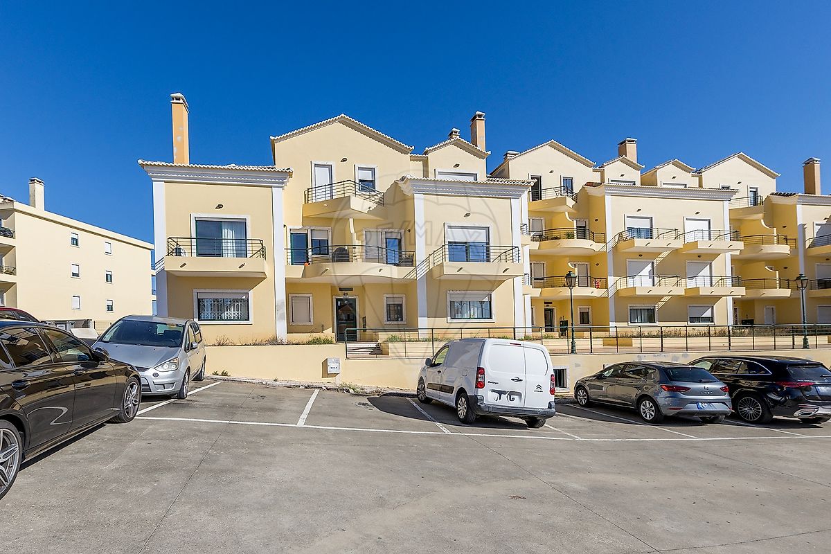 Apartamento T2 em Malveira e São Miguel de Alcainça, €320.000