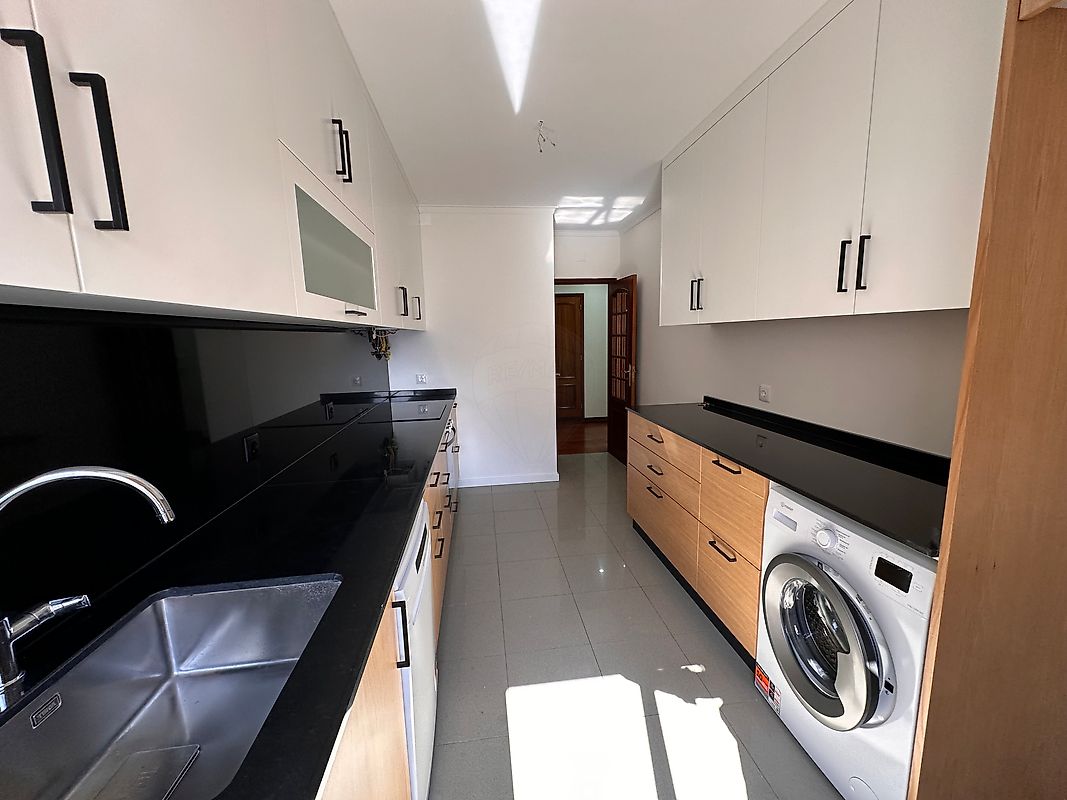 Apartamento T3 para arrendar em Lisboa