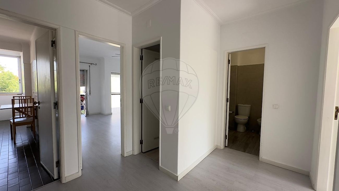 listing 121021403-16 picture-0