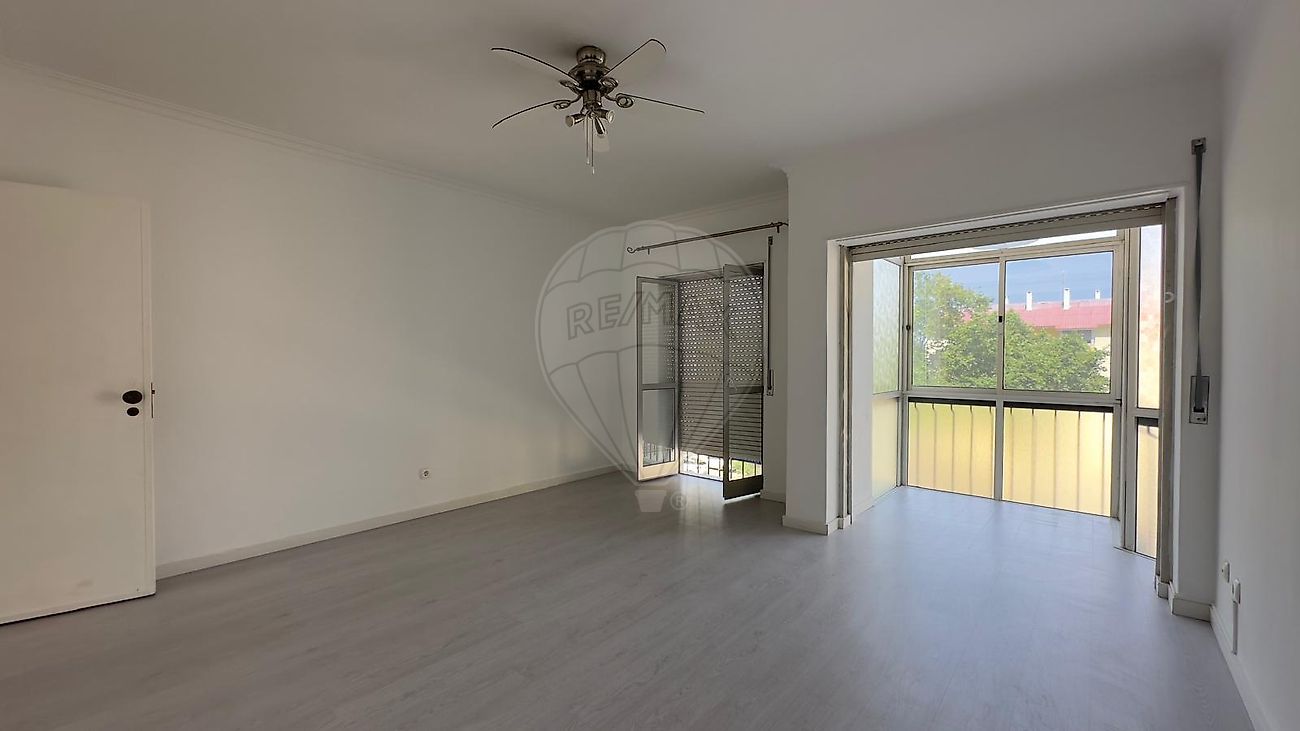 listing 121021403-16 picture-0