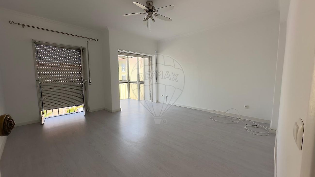 listing 121021403-16 picture-0