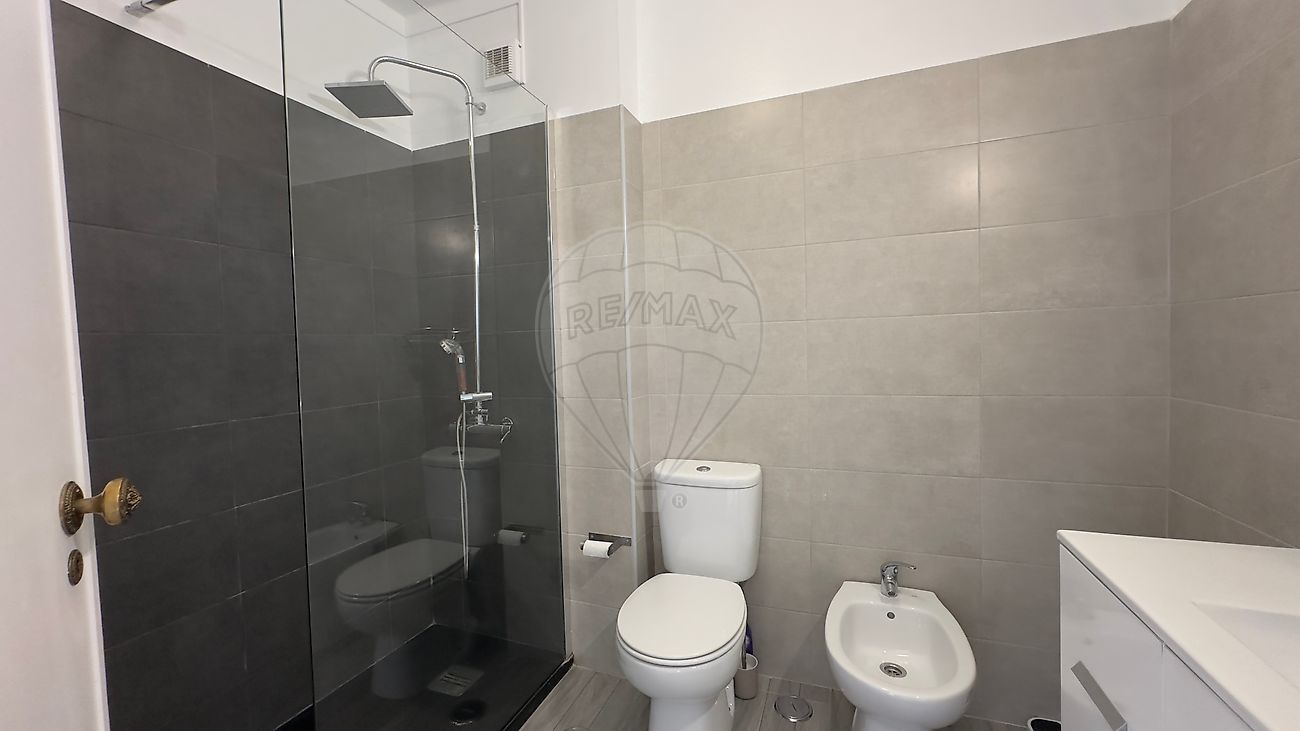 listing 121021403-16 picture-0