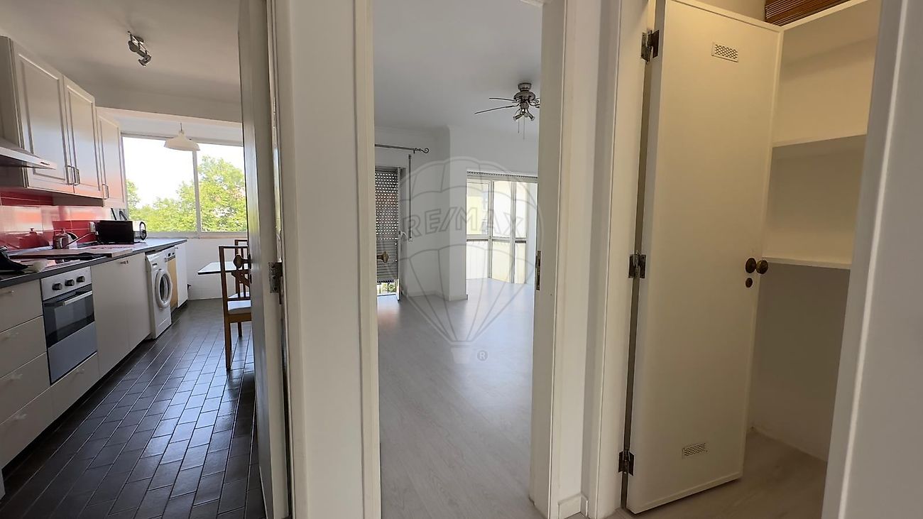 listing 121021403-16 picture-0