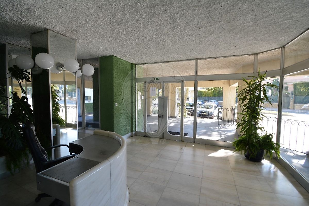 listing 121021215-222 picture-0