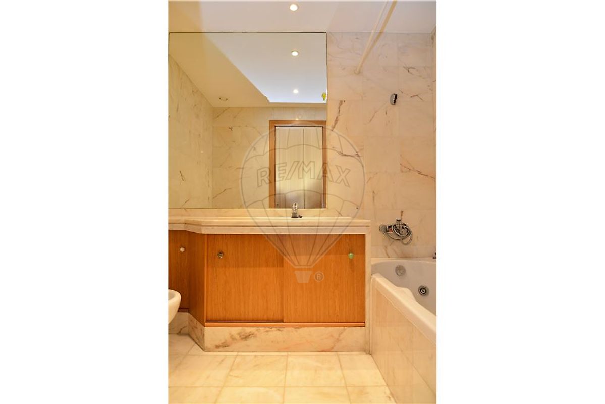 listing 121021215-223 picture-0