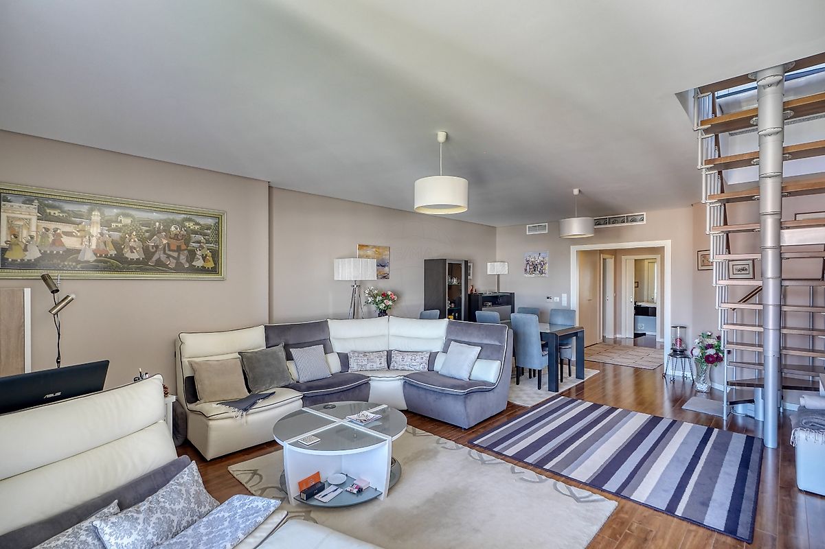 Apartamento T3 à venda em Cascais