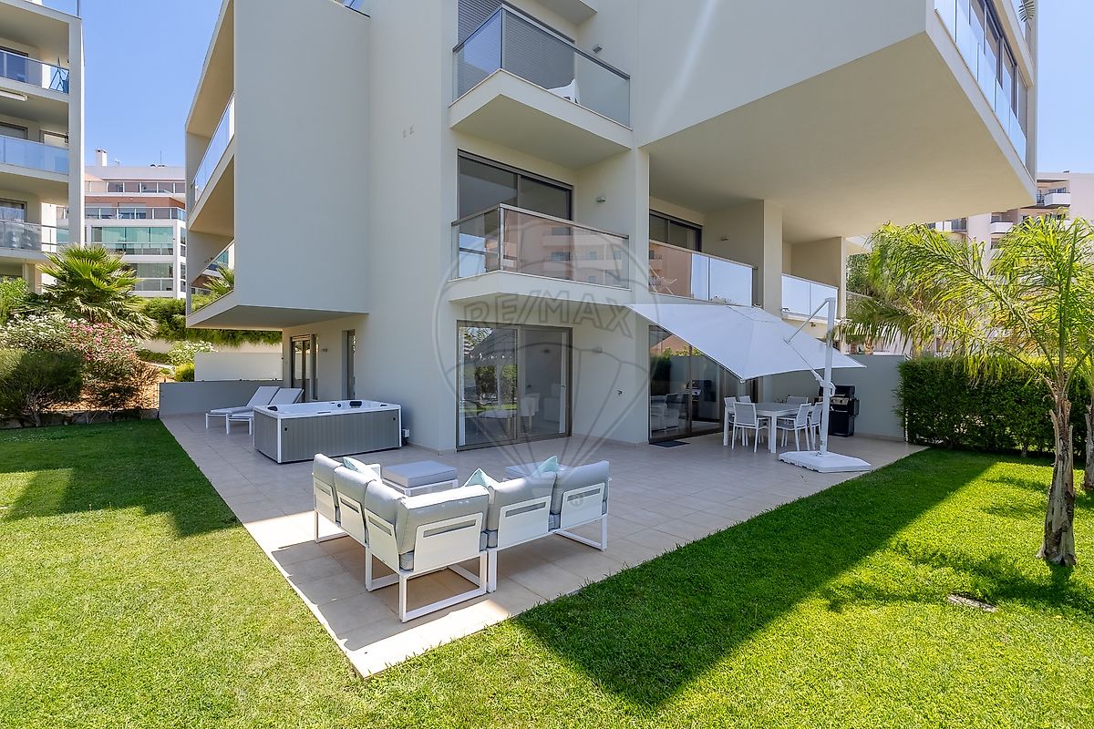 Apartamento T4 à venda em Portimão