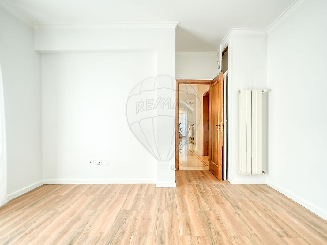 Moradia T4 em Sintra (Santa Maria e São Miguel, São Martinho e São Pedro de Penaferrim) 28