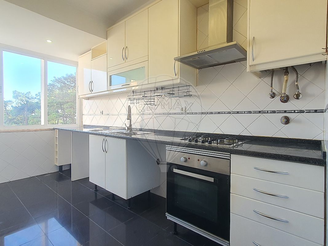 Apartamento T3 à venda em Sintra