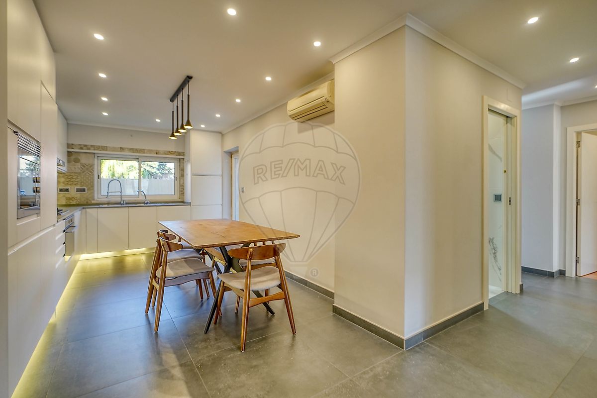 Apartamento T3 à venda em Cascais