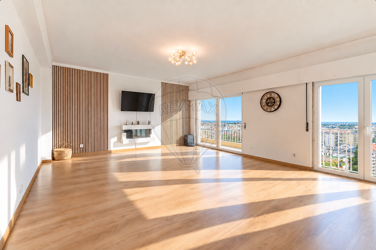 Apartamento T5 - Carnaxide e Queijas, Oeiras, Lisboa