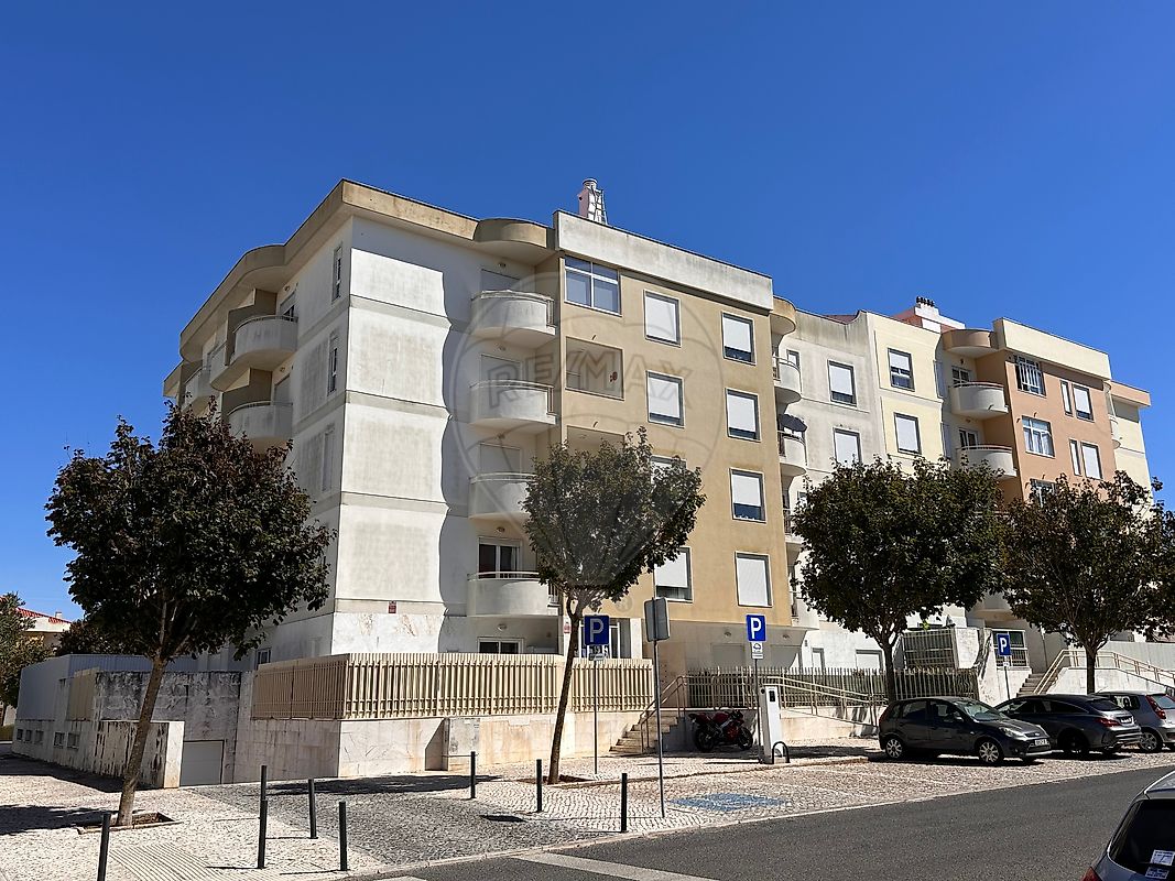 Apartamento T2 para arrendar em Cascais